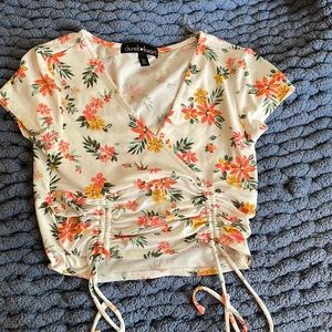 Women’s Floral Derek Heart Shirt - Size Small